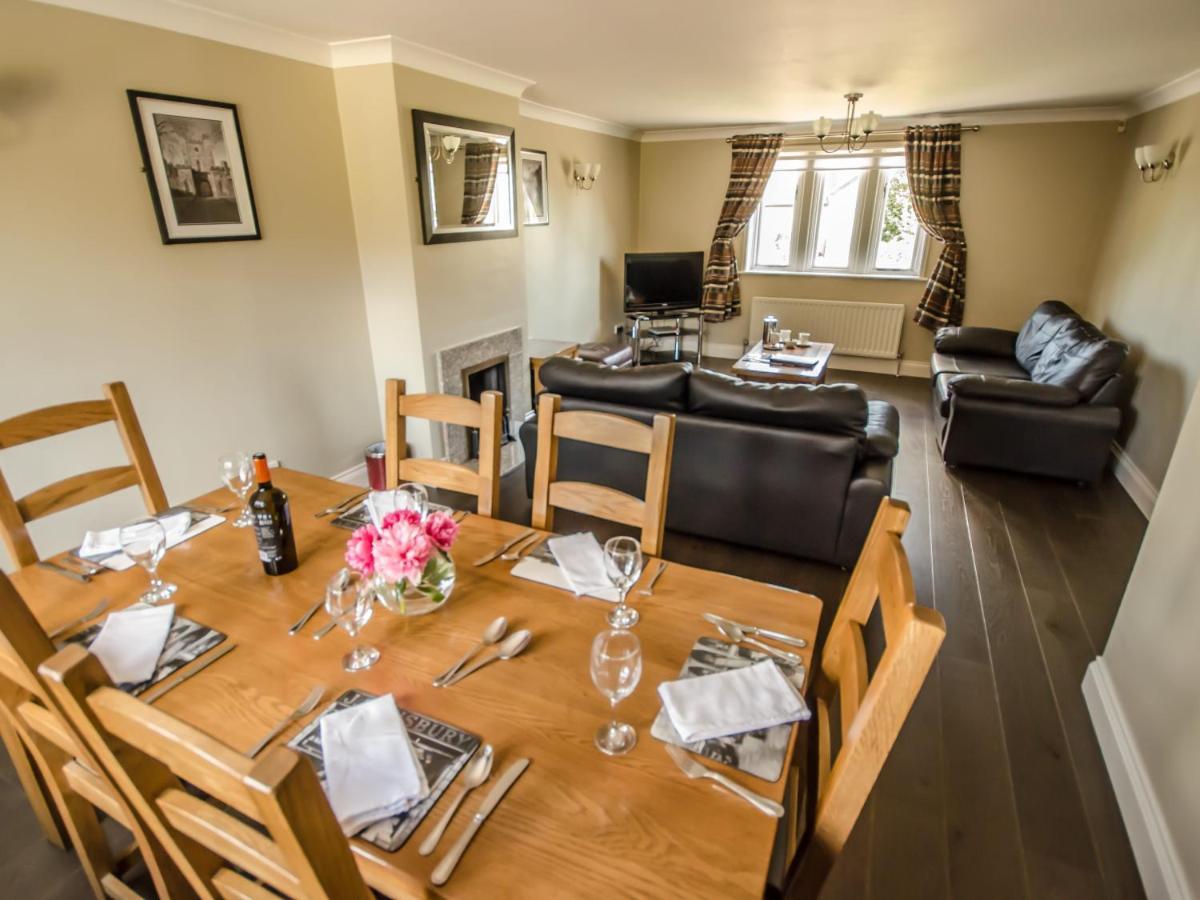 Plawsworth Hall Serviced Cottages And Apartments Дарем Экстерьер фото