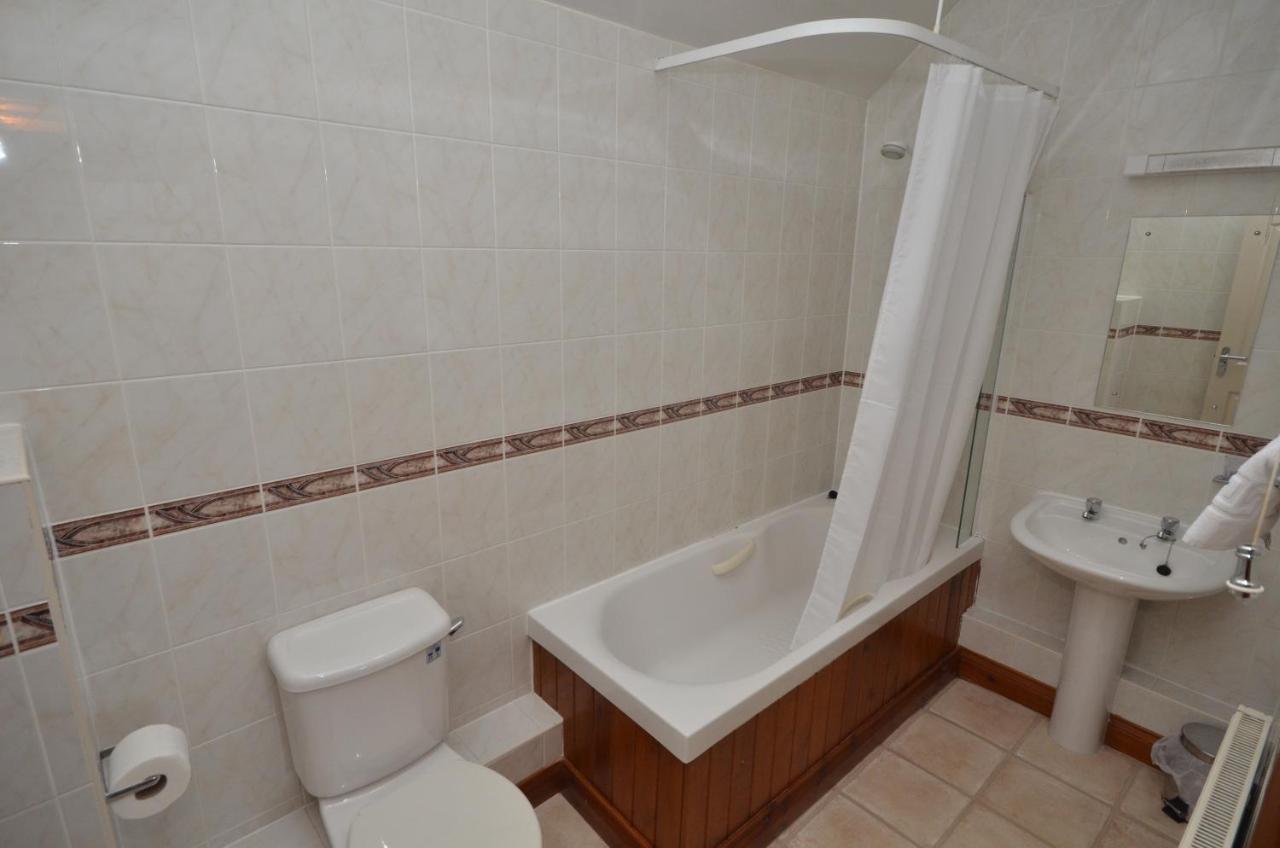 Plawsworth Hall Serviced Cottages And Apartments Дарем Экстерьер фото