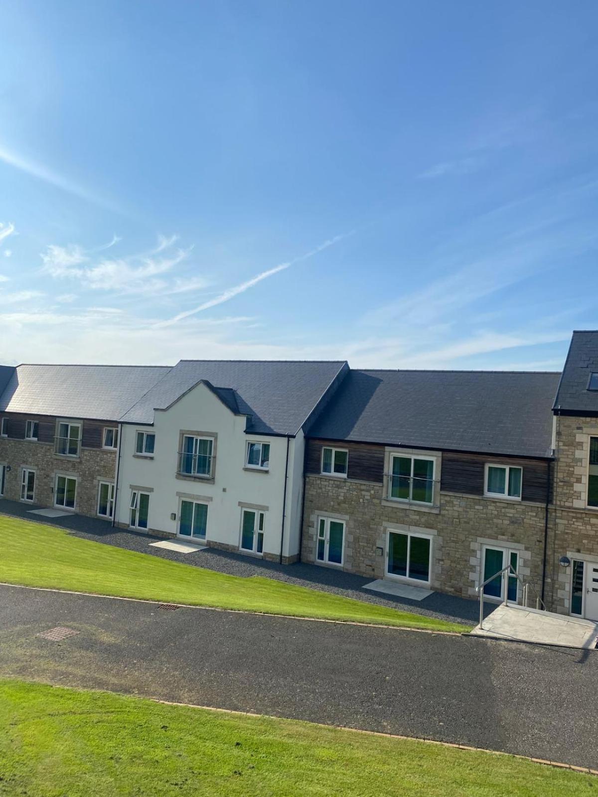 Plawsworth Hall Serviced Cottages And Apartments Дарем Экстерьер фото
