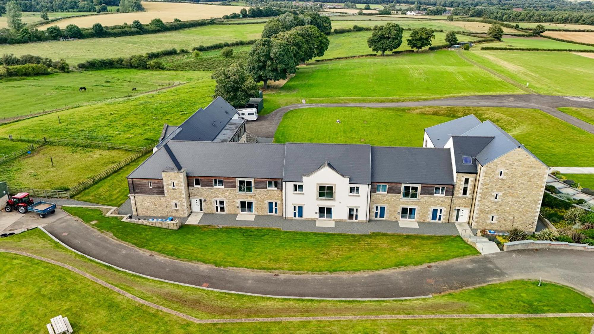 Plawsworth Hall Serviced Cottages And Apartments Дарем Экстерьер фото